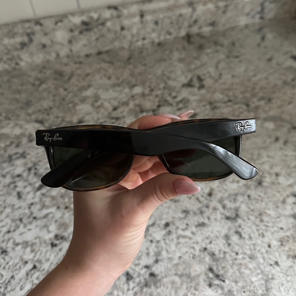 Ray Ban sunglasses - Picture 2 of 2